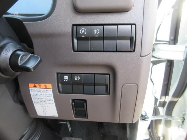 MITSUBISHI CANTER 2025 Image 31