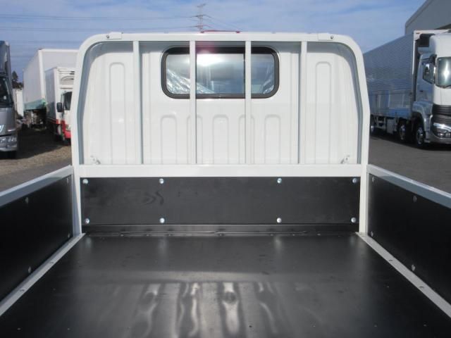 MITSUBISHI CANTER 2025 Image 31