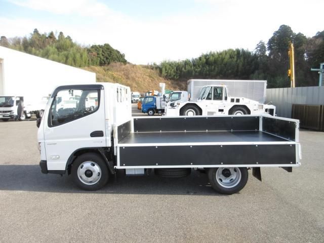 MITSUBISHI CANTER 2025 Image 31