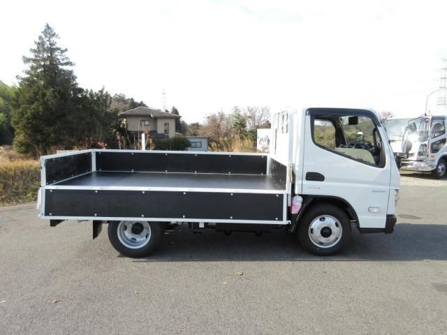 MITSUBISHI CANTER 2025 Image 31