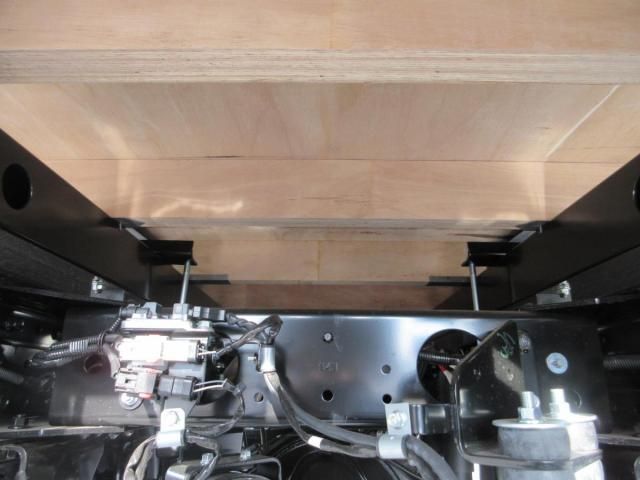 MITSUBISHI CANTER 2025 Image 31