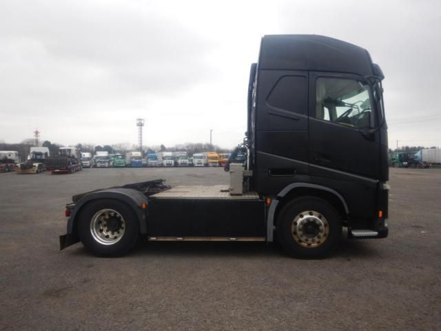 VOLVO FH 2015 Image 31