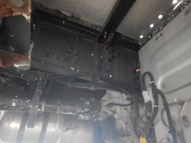 VOLVO FH 2015 Image 31