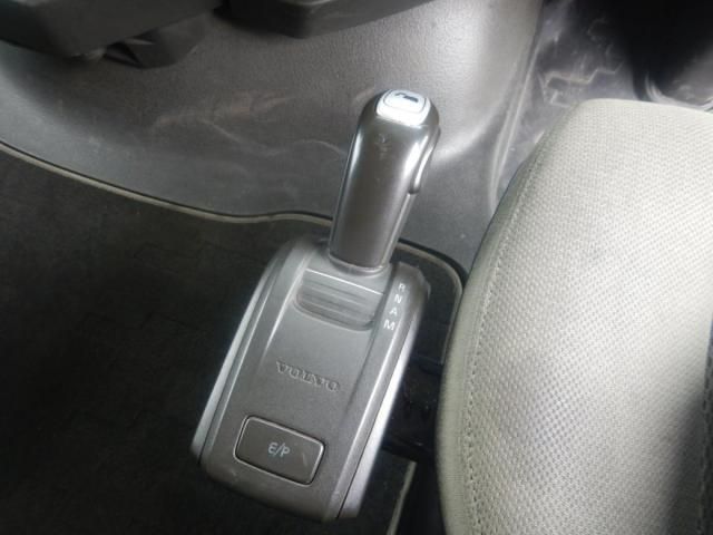 VOLVO FH 2015 Image 31