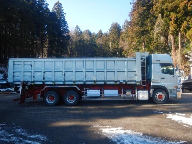 NISSAN DIESEL QUON 2013 Image 31