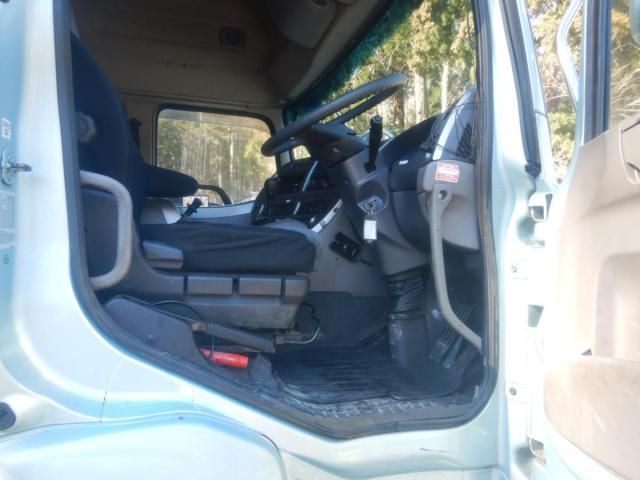 NISSAN DIESEL QUON 2013 Image 31