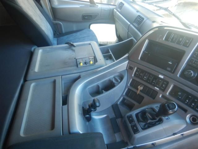 NISSAN DIESEL QUON 2013 Image 31