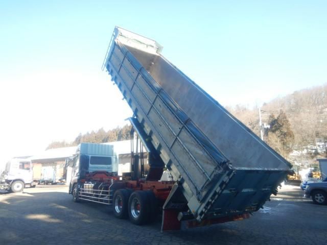 NISSAN DIESEL QUON 2013 Image 31