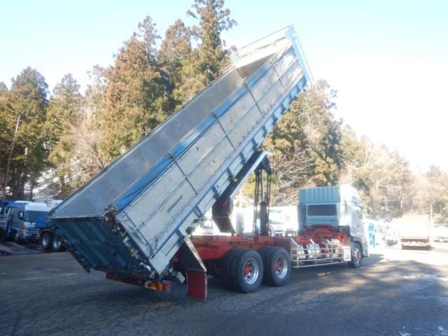 NISSAN DIESEL QUON 2013 Image 31