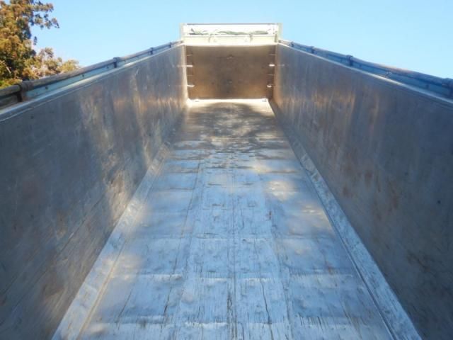 NISSAN DIESEL QUON 2013 Image 31