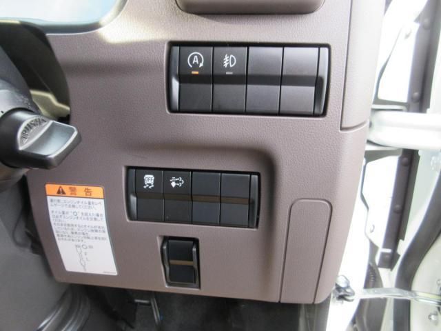 MITSUBISHI CANTER 2025 Image 31