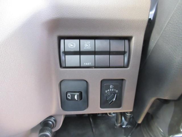 MITSUBISHI CANTER 2025 Image 31