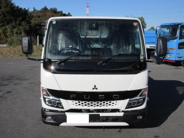 MITSUBISHI CANTER 2025 Image 31