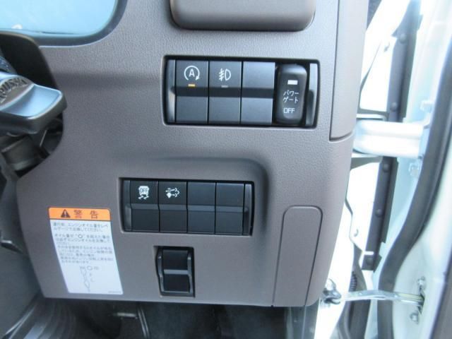 MITSUBISHI CANTER 2025 Image 31