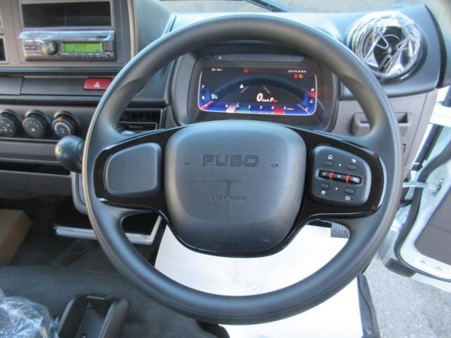 MITSUBISHI CANTER 2025 Image 31