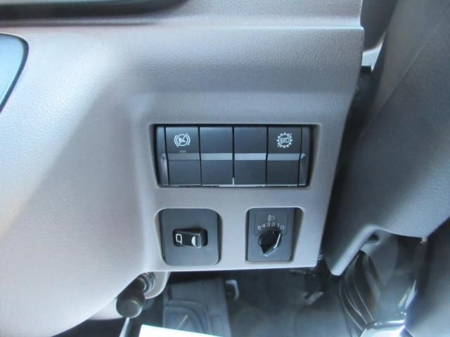 MITSUBISHI CANTER 2025 Image 31