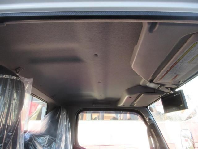 MITSUBISHI CANTER 2025 Image 31