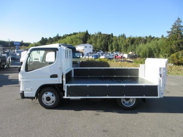 MITSUBISHI CANTER 2025 Image 31