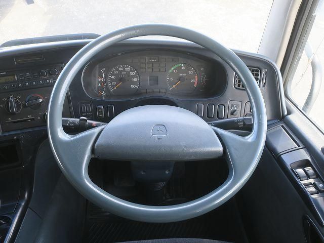 MITSUBISHI FUSOU SUPER GREAT 1997 Image 31