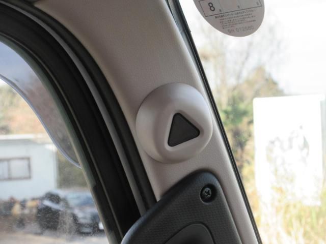 MITSUBISHI CANTER 2025 Image 31