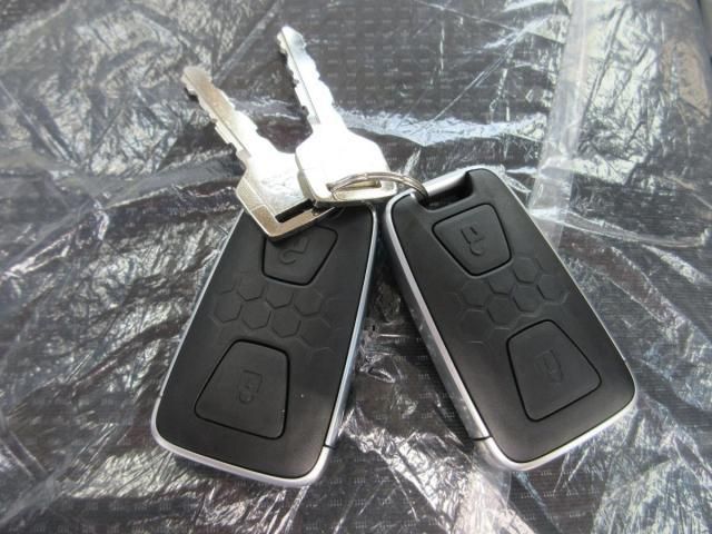 MITSUBISHI CANTER 2025 Image 31