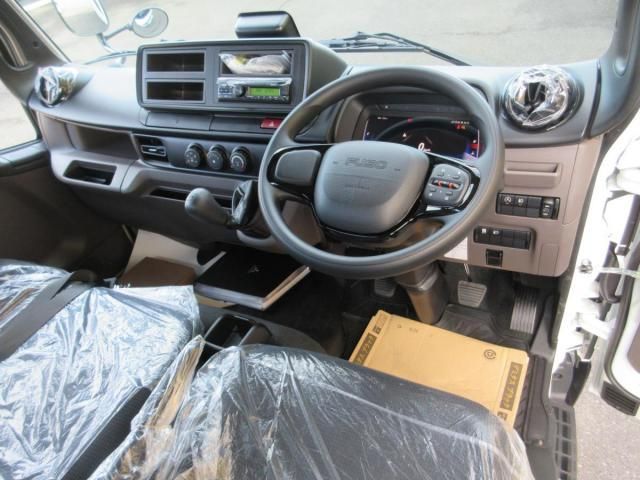 MITSUBISHI CANTER 2025 Image 31