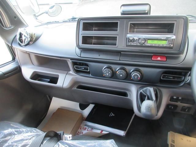 MITSUBISHI CANTER 2025 Image 31