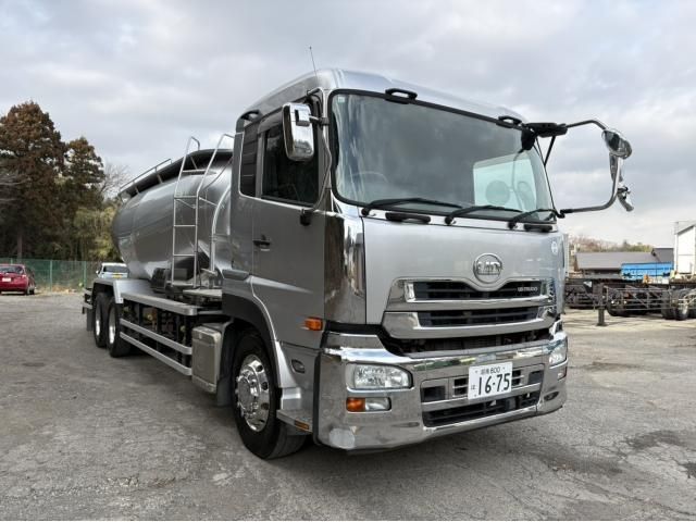 NISSAN DIESEL QUON 2014 Image 31
