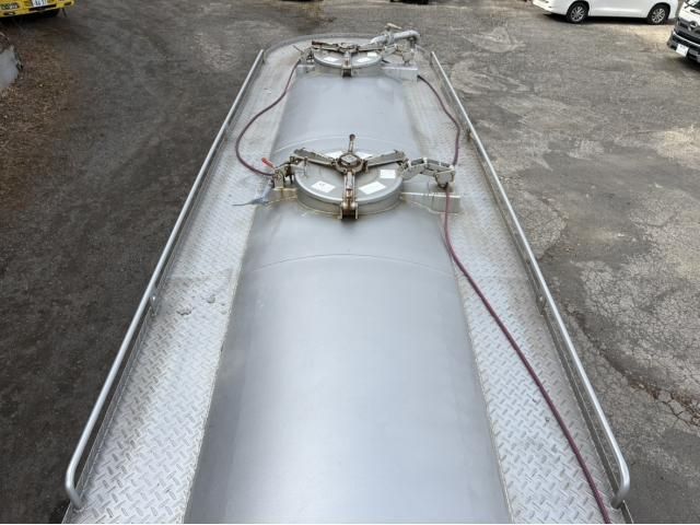 NISSAN DIESEL QUON 2014 Image 31