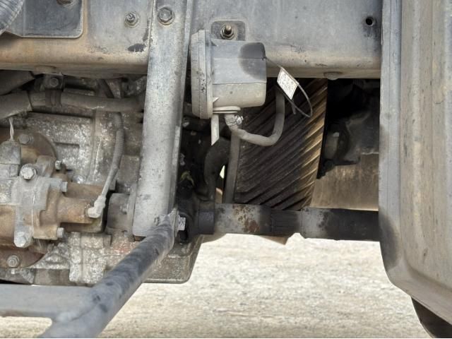 NISSAN DIESEL QUON 2014 Image 31