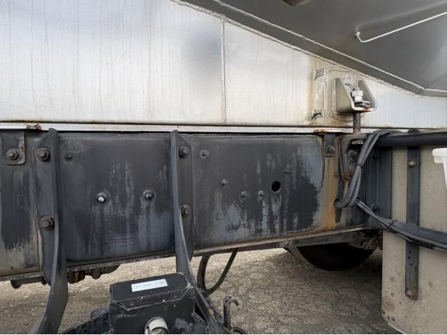 NISSAN DIESEL QUON 2014 Image 31