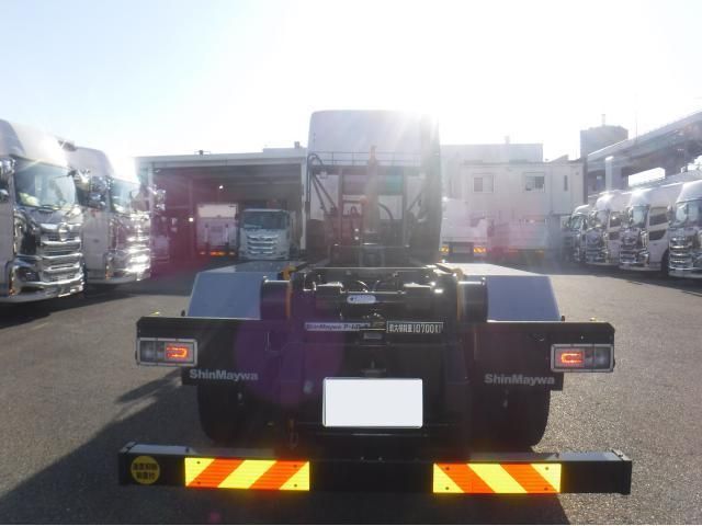 HINO PROFIA 2025 Image 31