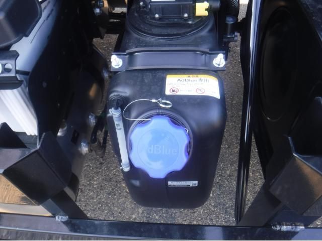 HINO PROFIA 2025 Image 31