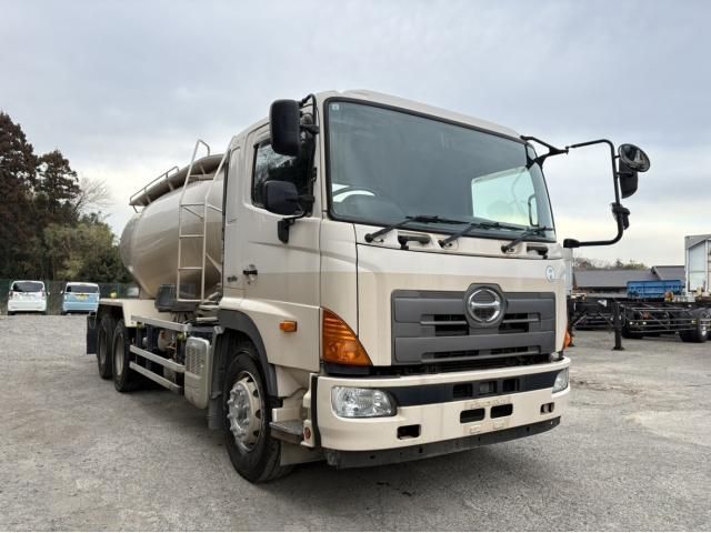 HINO PROFIA 2014 Image 31