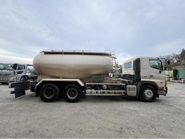 HINO PROFIA 2014 Image 31