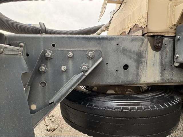 HINO PROFIA 2014 Image 31