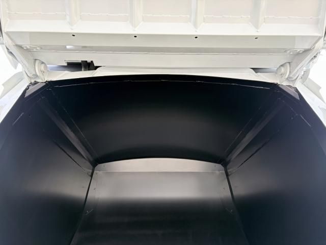 MITSUBISHI CANTER 2025 Image 31