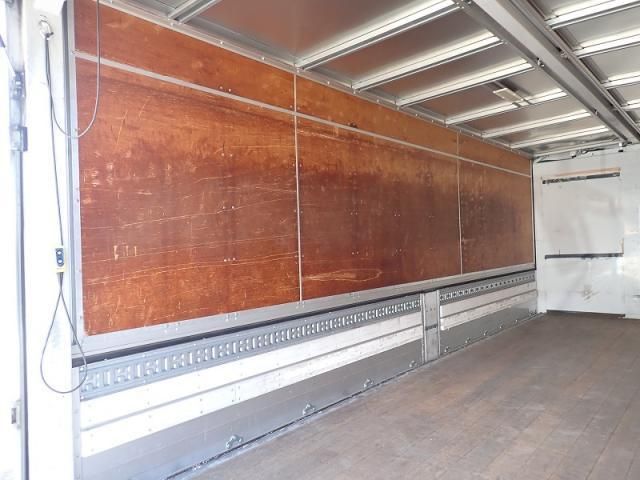 MITSUBISHI FUSOU FIGHTER 2016 Image 31