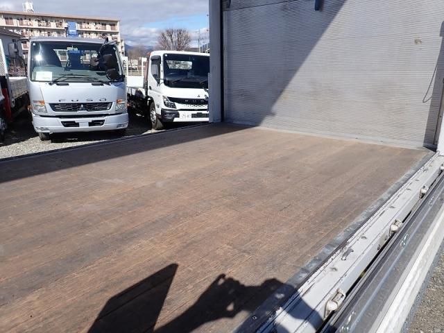 MITSUBISHI FUSOU FIGHTER 2016 Image 31