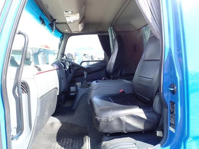 MITSUBISHI FUSOU FIGHTER 2016 Image 31