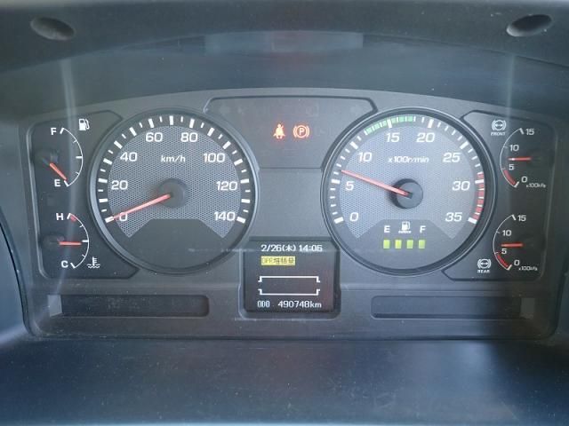 MITSUBISHI FUSOU FIGHTER 2016 Image 31