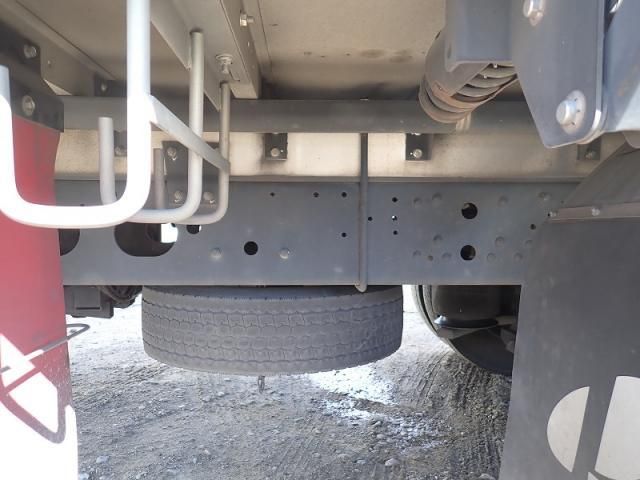 MITSUBISHI FUSOU FIGHTER 2016 Image 31