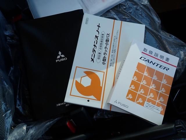 MITSUBISHI CANTER 2025 Image 31