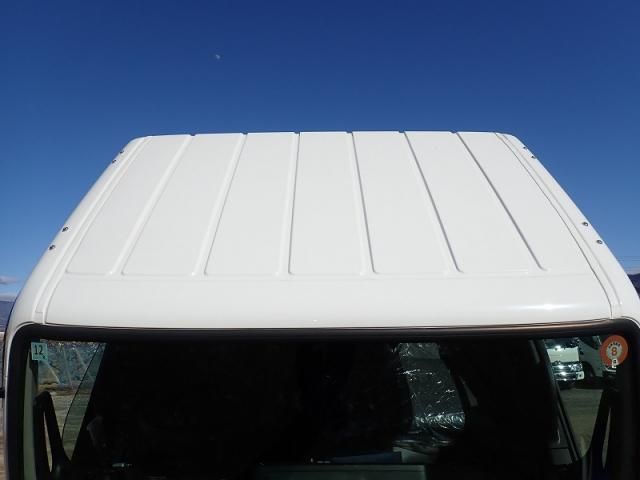 MITSUBISHI CANTER 2025 Image 31