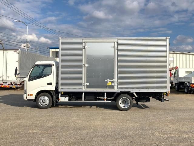 HINO DUTRO 2025 Image 31