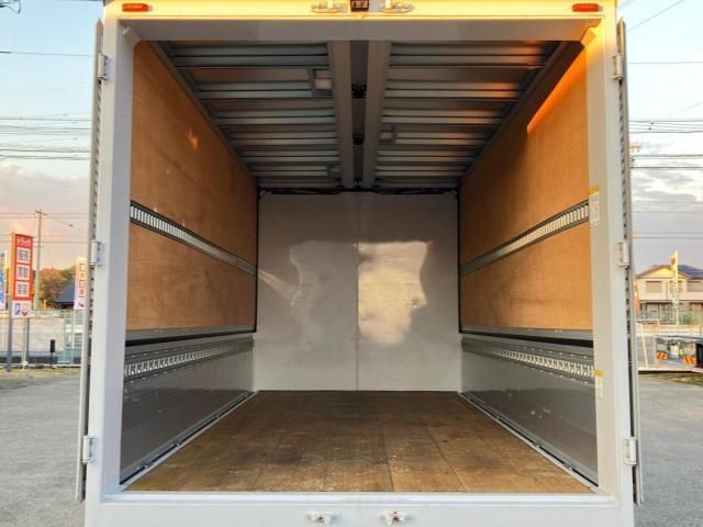 HINO DUTRO 2022 Image 31