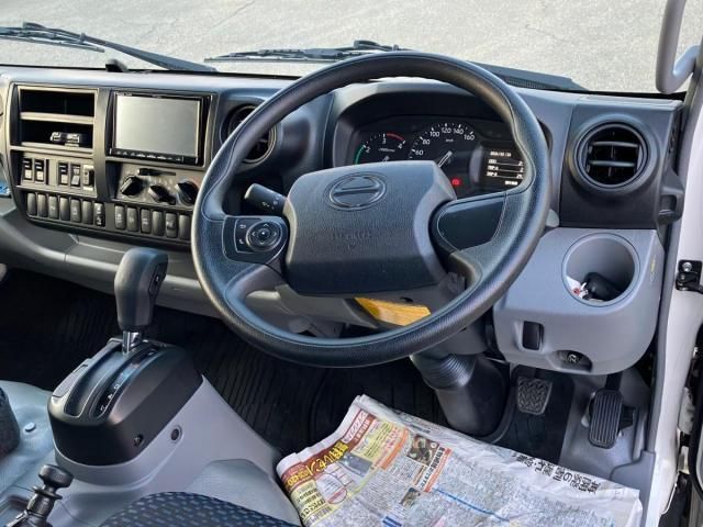 HINO DUTRO 2022 Image 31