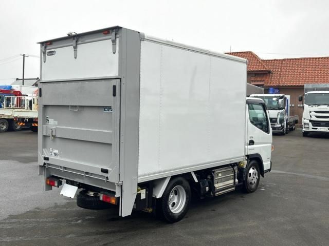 MITSUBISHI CANTER 2019 Image 31