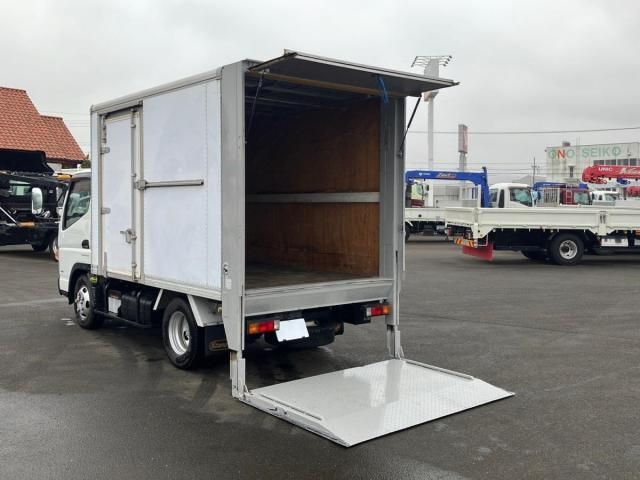 MITSUBISHI CANTER 2019 Image 31