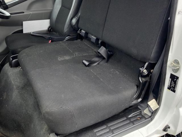 MITSUBISHI CANTER 2019 Image 31